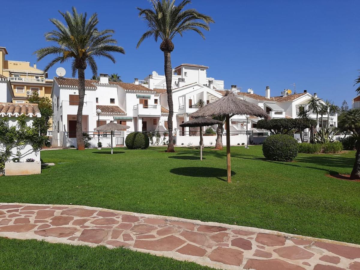 Mare Nostrum II Denia. Bagian luar foto
