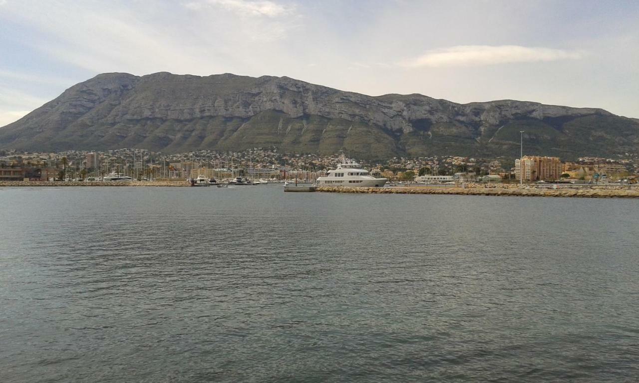 Mare Nostrum II Denia. Bagian luar foto
