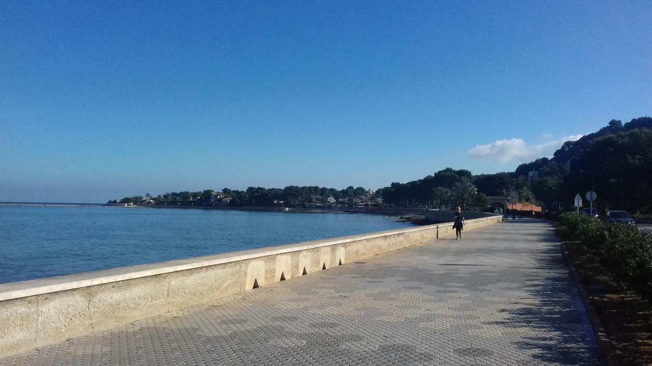Mare Nostrum II Denia. Bagian luar foto