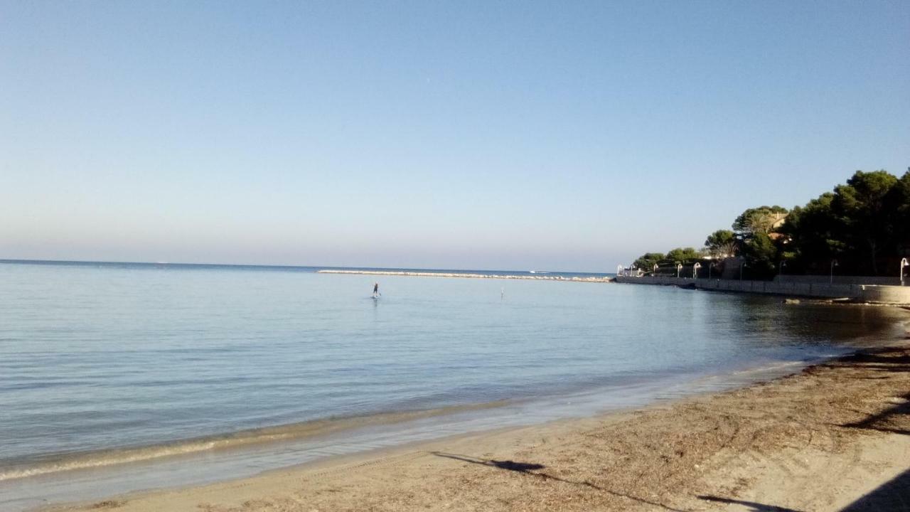 Mare Nostrum II Denia. Bagian luar foto